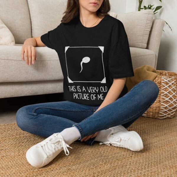 Minimal Dandelion Tee — Botanical Pocket Print Shirt